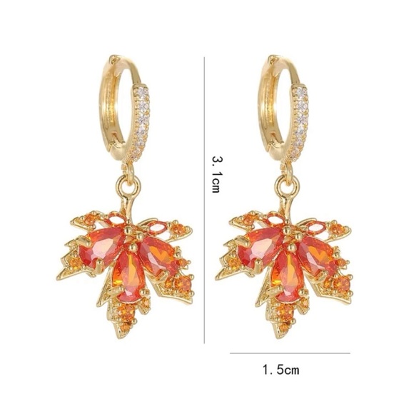 🍁 Leaf Earrings 🍁 - Picture 3 of 4